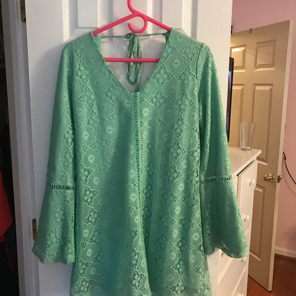 long sleeve lace dress